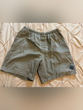 Men's Olive Green Flat-Front Elastic-Waist Shorts